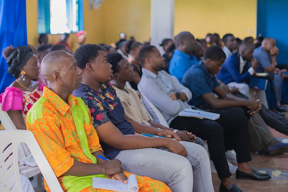 Culte à la paroisse AGAPE Franceville