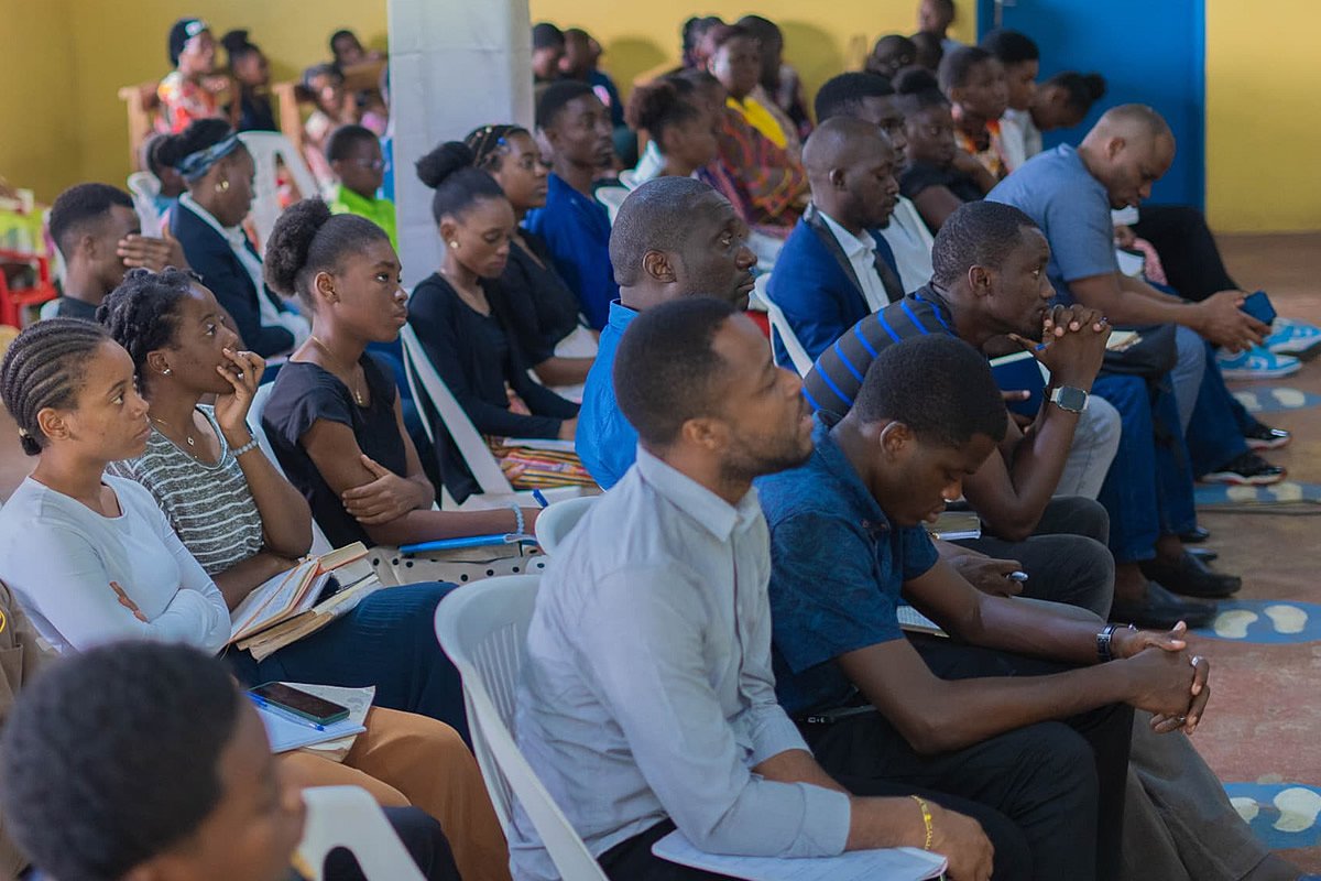 Culte à la paroisse AGAPE Franceville