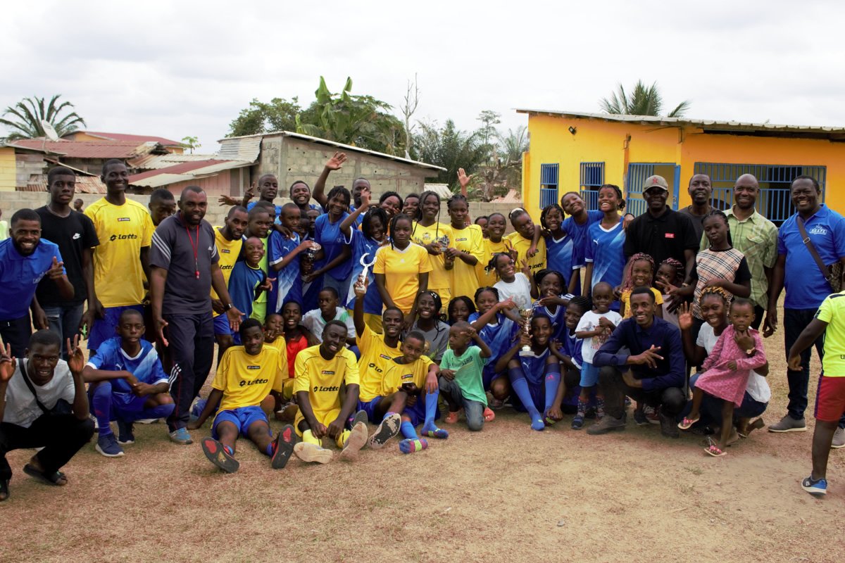 Paroisse AGAPE Ntoum